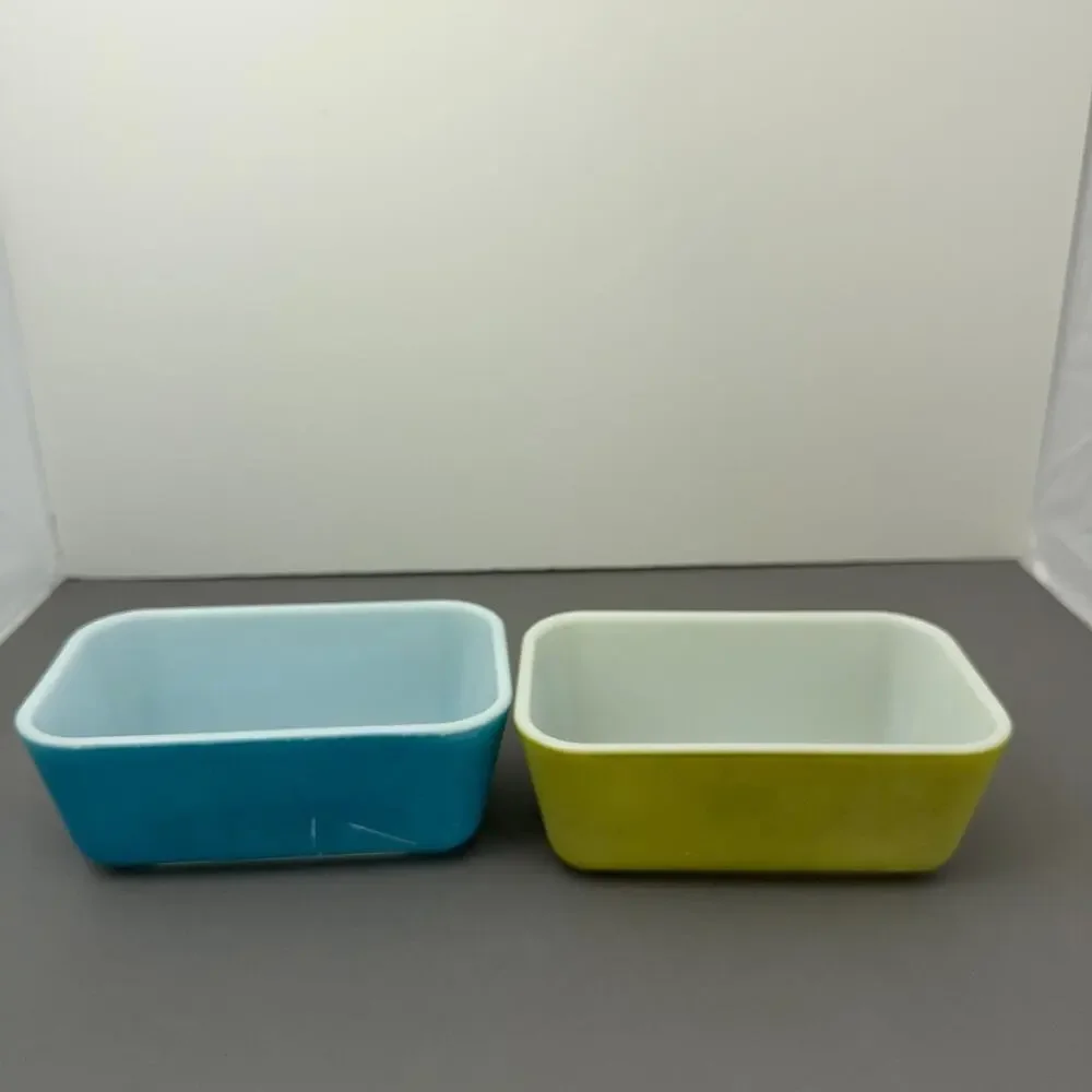 VTG Pyrex 502 B Fridgie Refrigerator Dishes Set 2 Blue Green Milk Glass No Lids